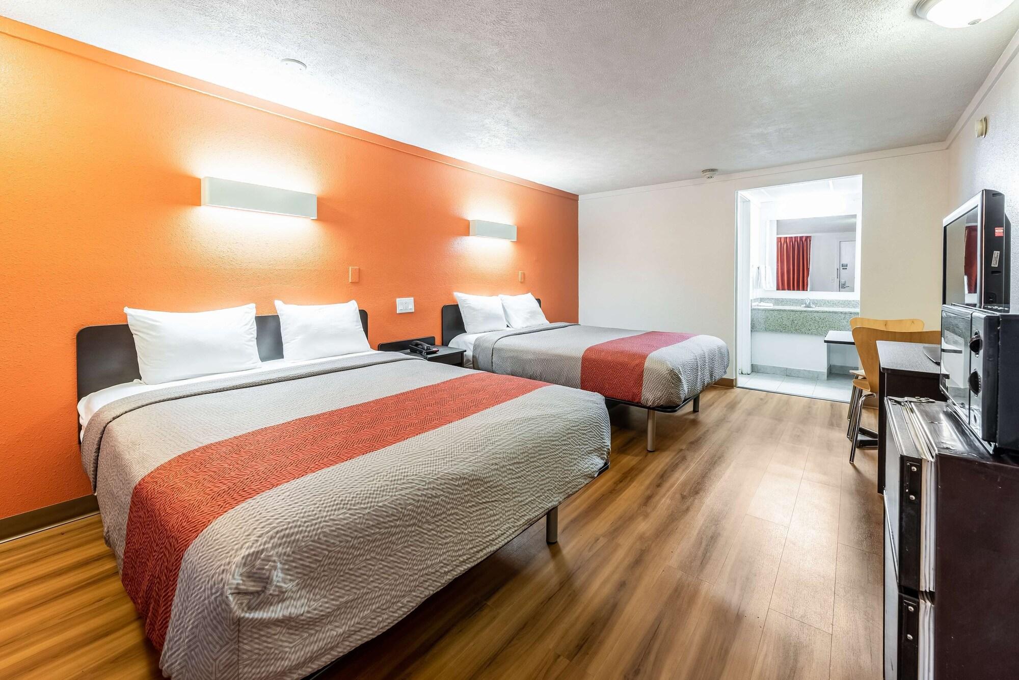 Motel 6-Mansfield, OH Buitenkant foto