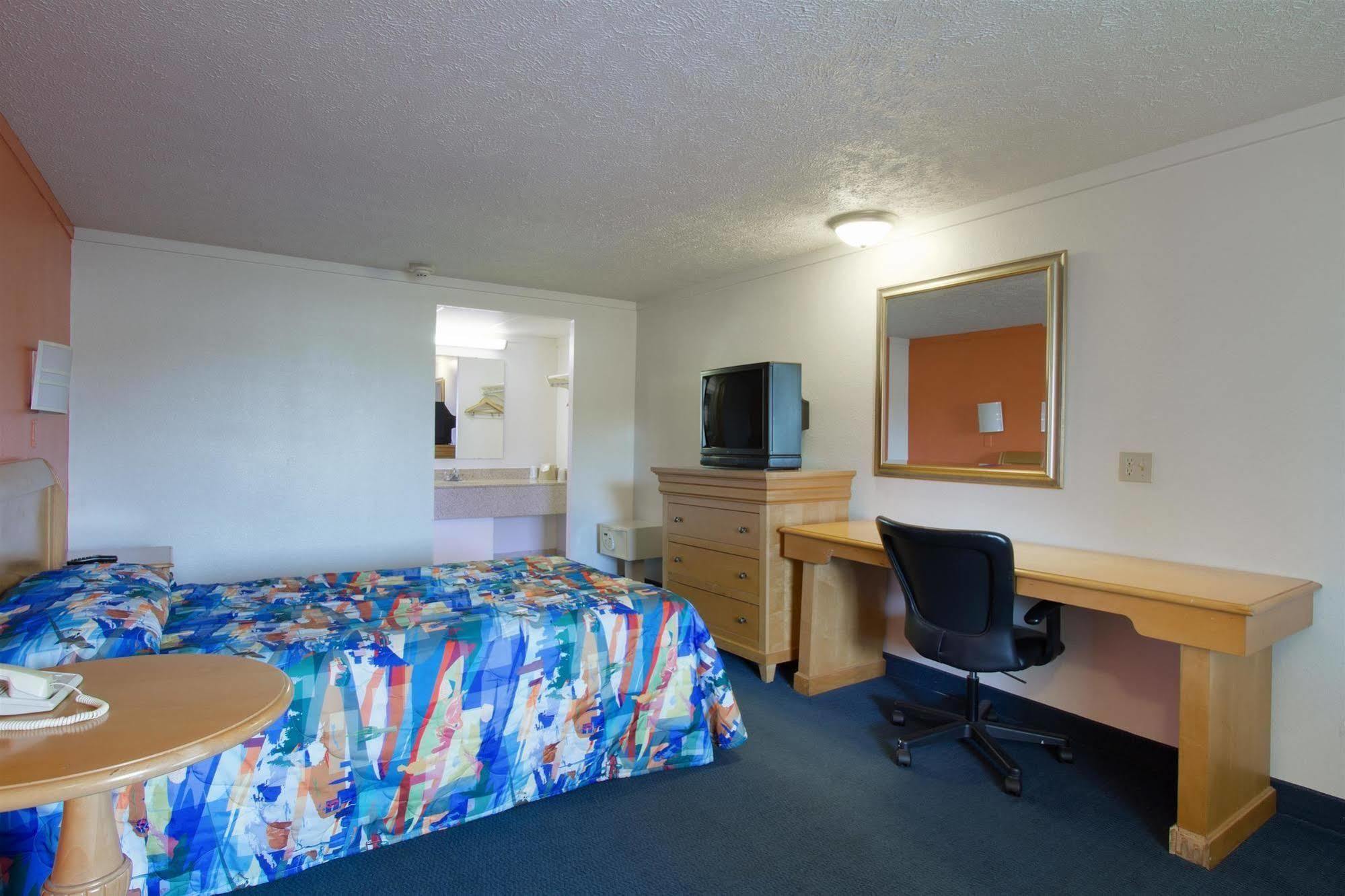 Motel 6-Mansfield, OH Buitenkant foto