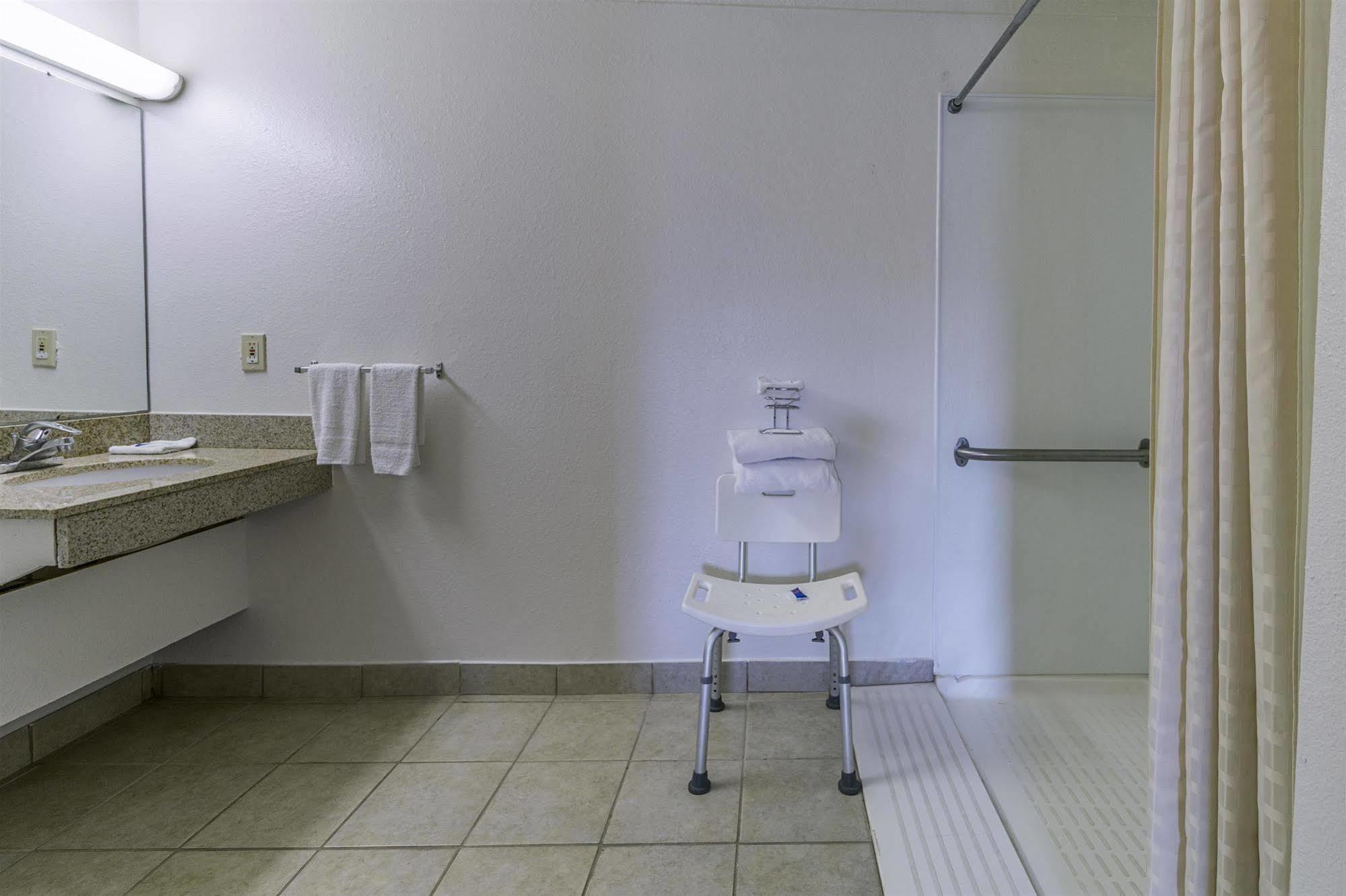 Motel 6-Mansfield, OH Buitenkant foto