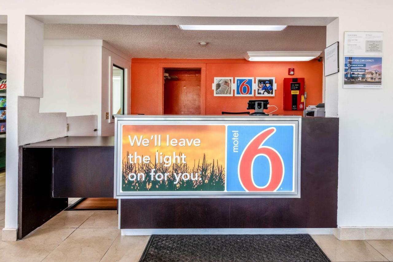 Motel 6-Mansfield, OH Buitenkant foto